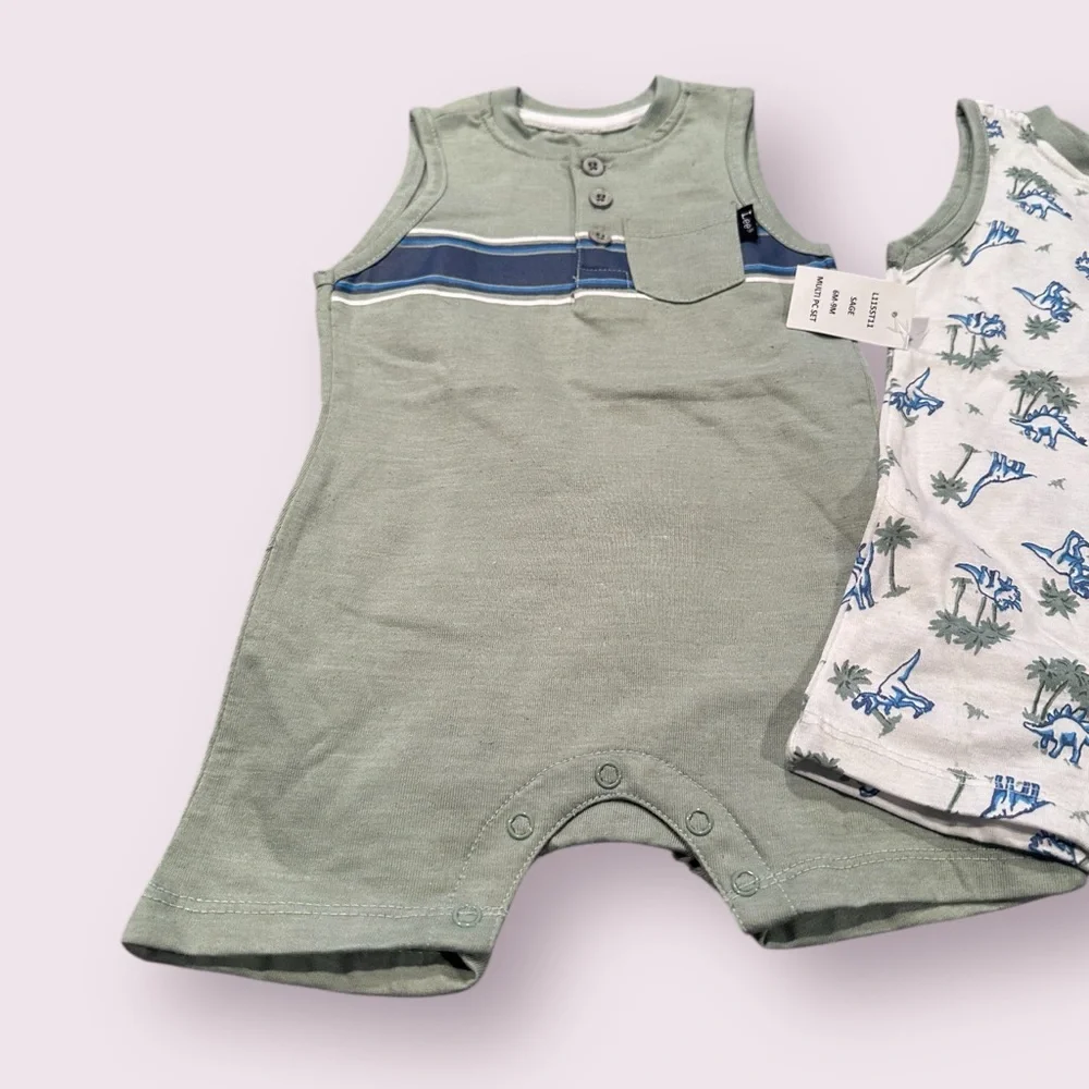 NWT Lee Set of Two Baby Rompers in Green and White Dinosaurs Size 6-9 Mon